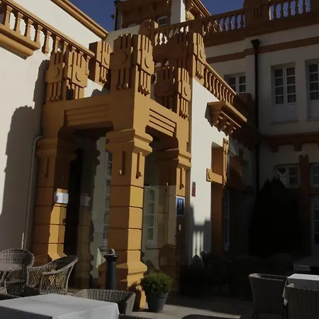 酒店 Arcea Palacio De Nieves 4*