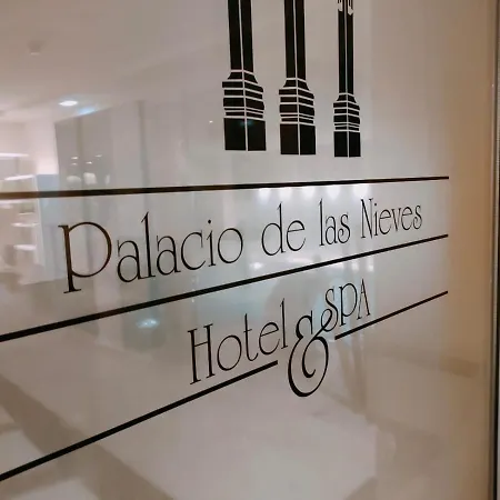 Arcea Palacio De Nieves 酒店