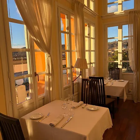 Palacio De Nieves 4*