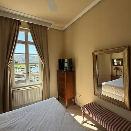 Palacio De Nieves 4*