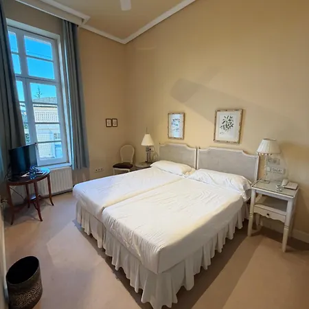 Palacio De Nieves 4* Langreo