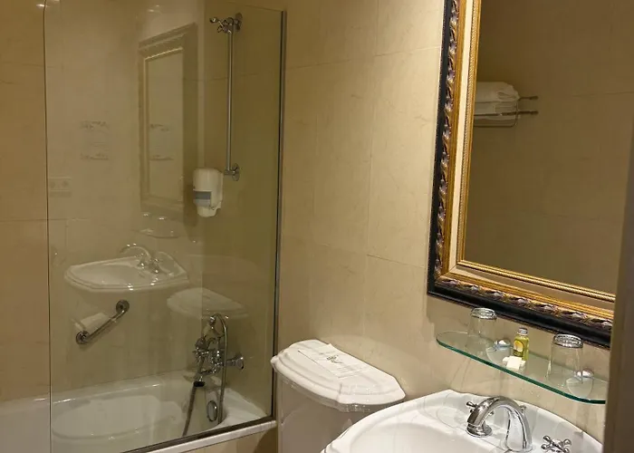 Palacio De Nieves Langreo